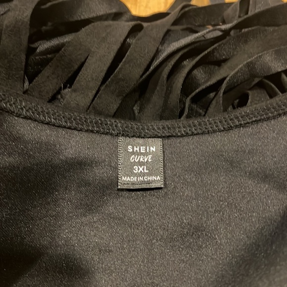 SHEIN SXY Plus Cut Out Fringe Hem Cami Top - Picture 8 of 8